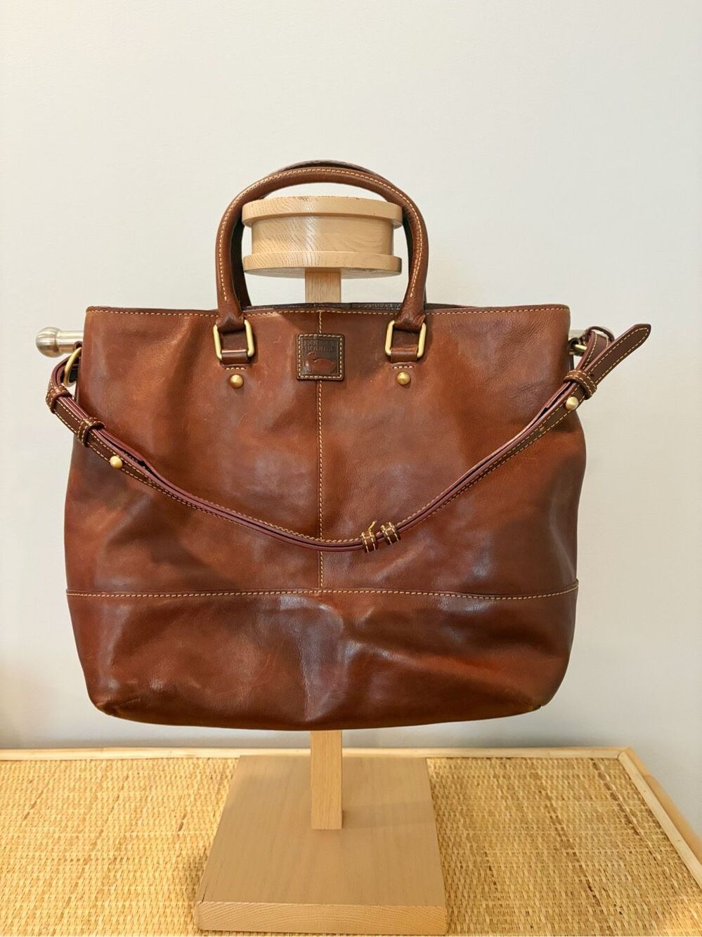 Dooney & Bourke Florentine Chelsea Handbag Italian Leather Brown - Picture 8 of 12